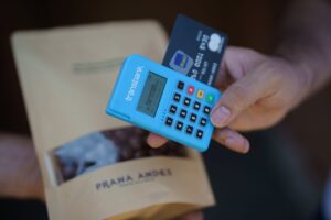 maquinita transbank para cobrar a tarjetas de credito o debito
